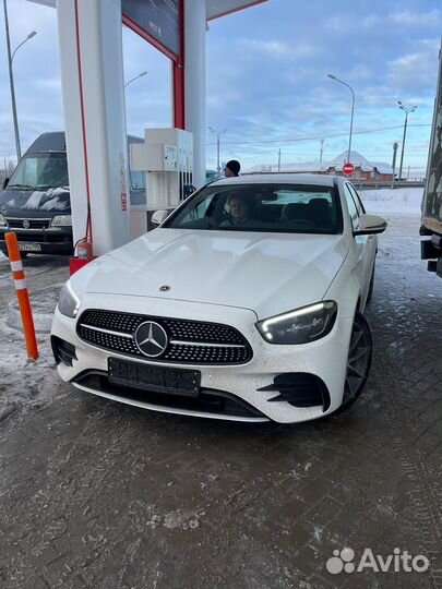 Решотка радиатора Мерседес Е класса 2021 оригинал