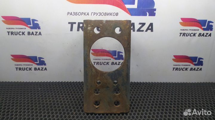 Кронштейн амортизатора заднего