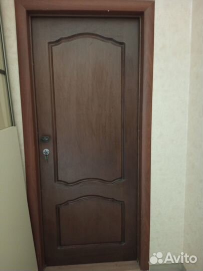 Дверь (дерево, шпон) с замком