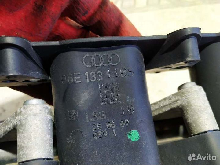 Коллектор впускной Audi A6 C6 2.8 CCE 2010