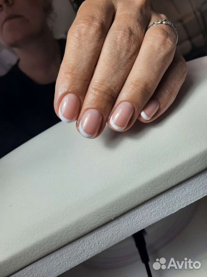 Маникюр на дому