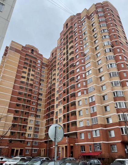 3-к. квартира, 92 м², 7/17 эт.