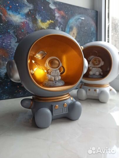 Ночник копилка космонавт