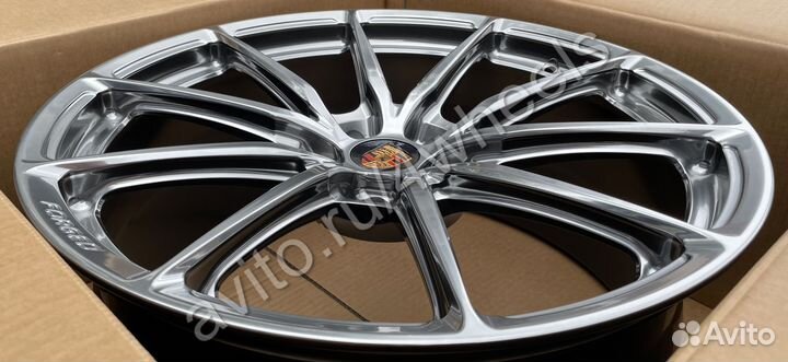 Кованые диски Porsche Macan R20 наличие