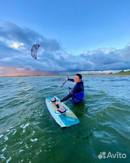 Кайт-школа Обучение Кайтсерфингу Кайт-инструктор
