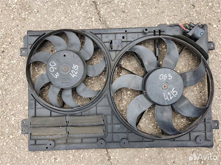 Диффузор радиатора Volkswagen Passat B6 2010