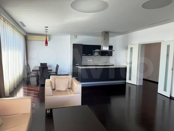 4-к. квартира, 205,5 м², 11/14 эт.