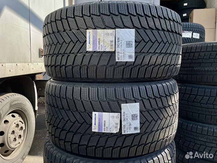 Michelin X-Ice Snow SUV 275/45 R20 и 305/40 R20 110T