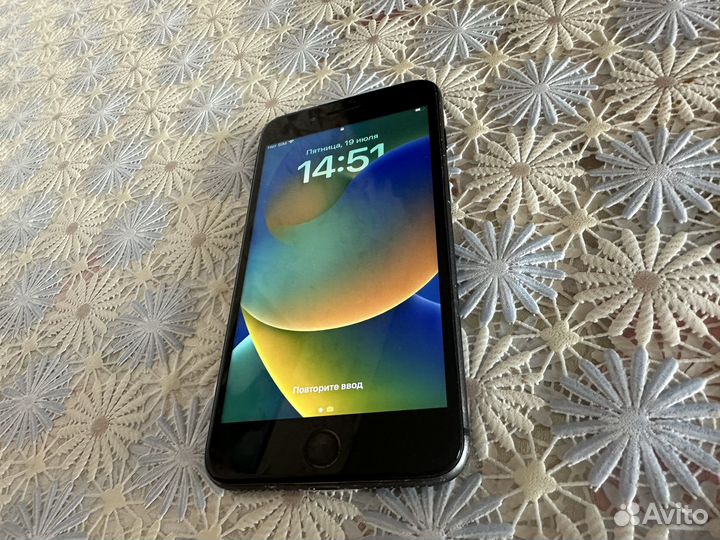 iPhone 8 Plus, 128 ГБ