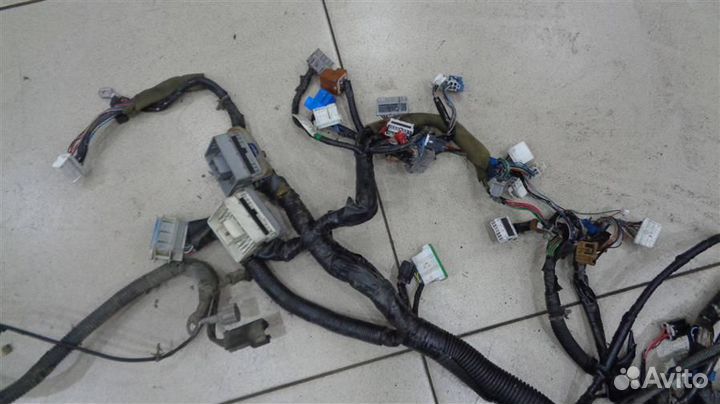 Проводка салона Nissan Patrol Y61 1997-2010