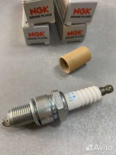 Свеча зажигания Hyundai Sonata V6 NGK 3573