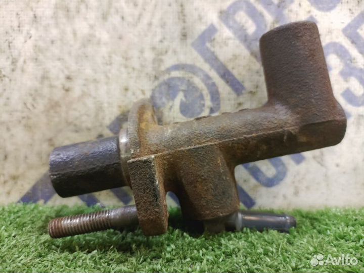 Главный цилиндр сцепления Mazda 6 Gg седан 1.8 L8