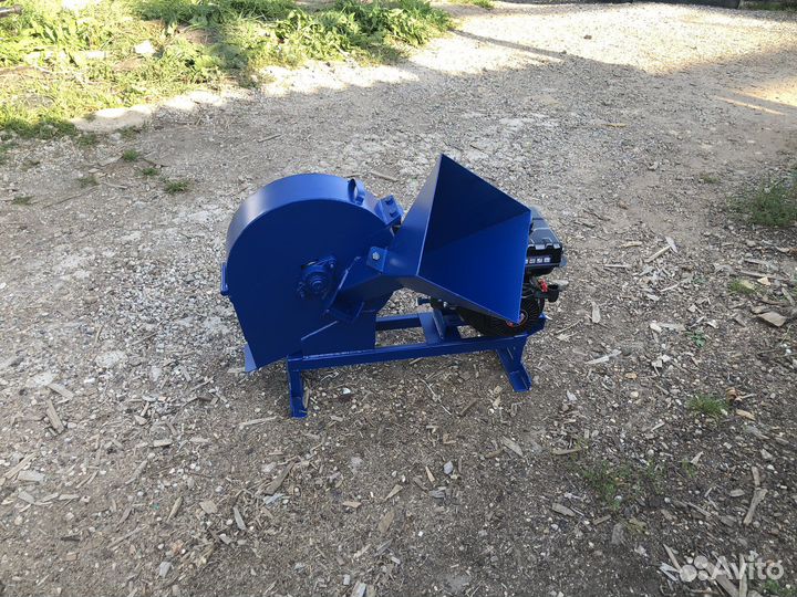 Измельчитель древесины щепорез Сруб 300 8 лс