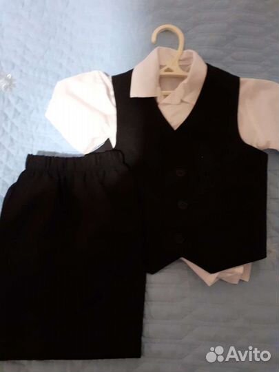 Костюм тройка для мальчика 104