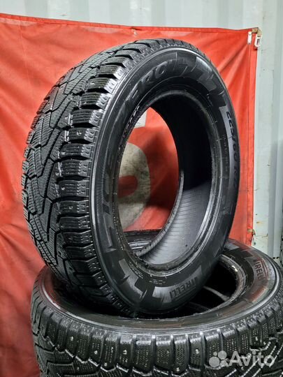 Pirelli WS-2 225/60 R17 104V