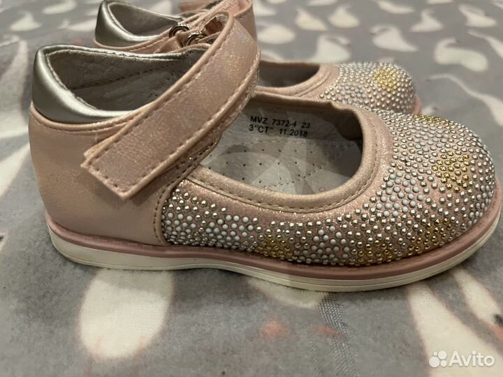 Туфли для девочки 23 размер