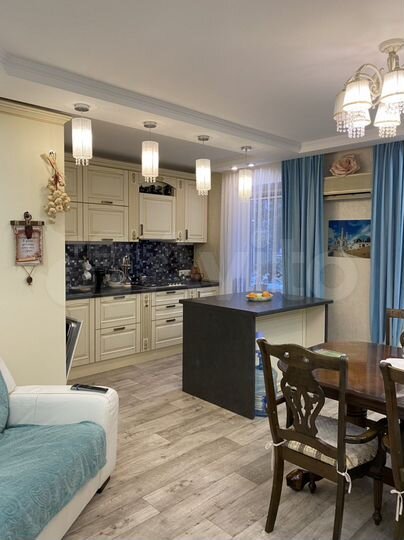 4-к. квартира, 119 м², 1/10 эт.