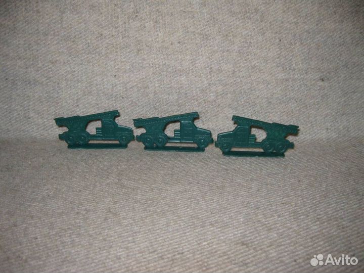 Игрушка СССР Танки и машинки из набора солдатики 8