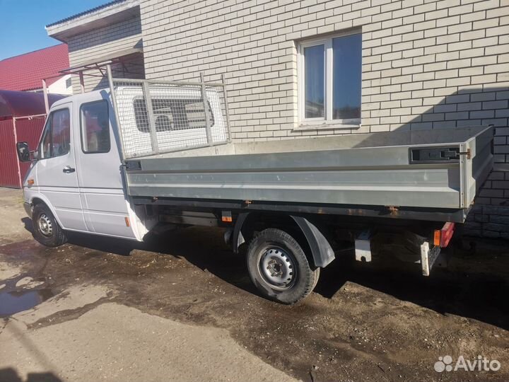 Mercedes-Benz Sprinter 2.1 МТ, 2002, 250 000 км