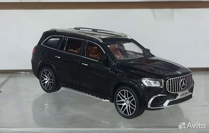 Машинка Mercedes-AMG GLS 63 металлическая