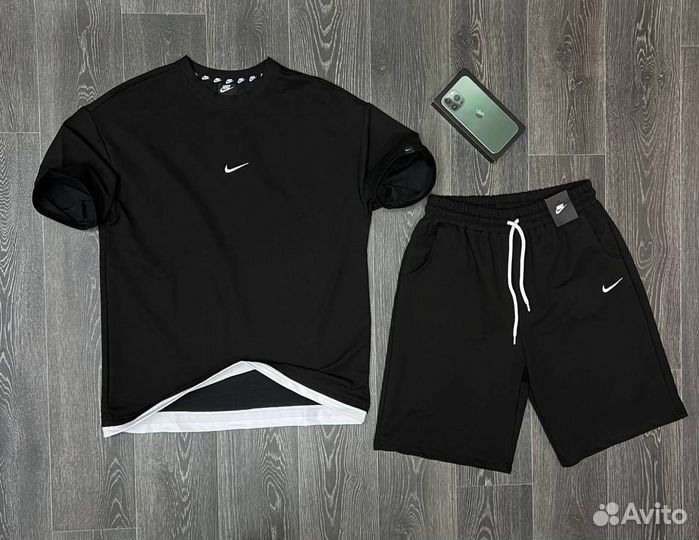 Костюм nike футболка и шорты