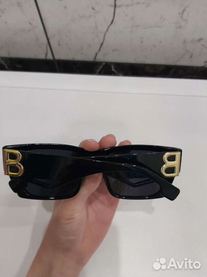 Солнцезащитные очки женские