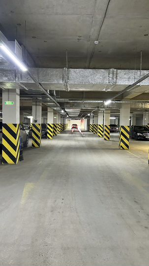 Машиноместо, 16 м²