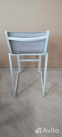 Стул для бровиста