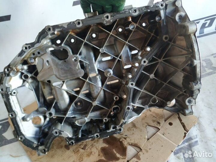 Маслянный поддон Audi A4 B8 CDH