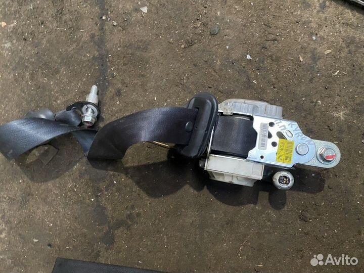 Ремень безопасности передний правый Ssang Yong Kyr