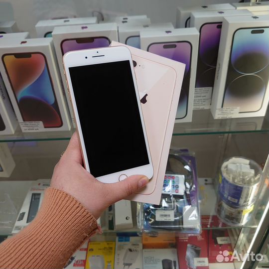 iPhone 8 Plus, 64 ГБ