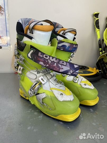 Горнолыжные ботинки
