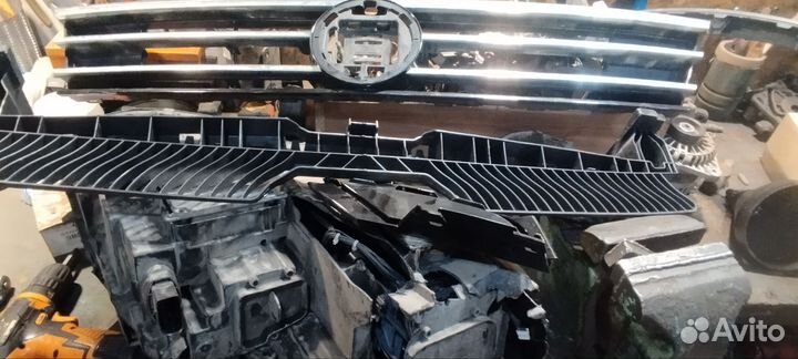 Фара tiguan 22019 года