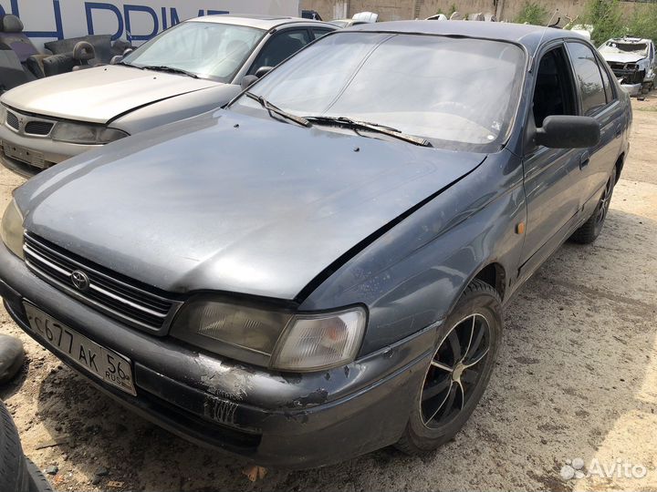 В разборе Toyota carina 1993г