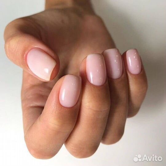 Маникюр и педикюр