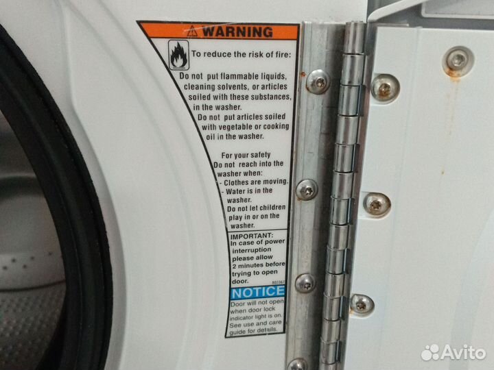 Стиральная машина с сушкой новая