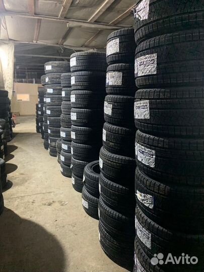 Arivo Transito ARZ 6-C 215/65 R15C 104R