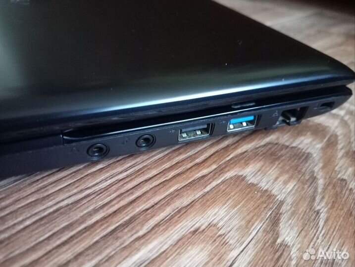 Мощный нетбук asus