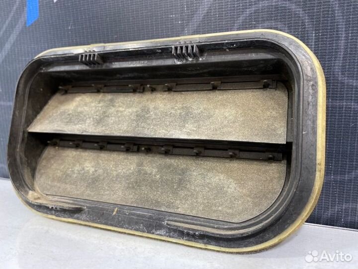 Решетка вентиляции Volkswagen Touareg 7L BMV 2005