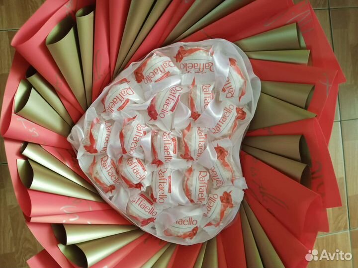 Сладкие букеты из конфет