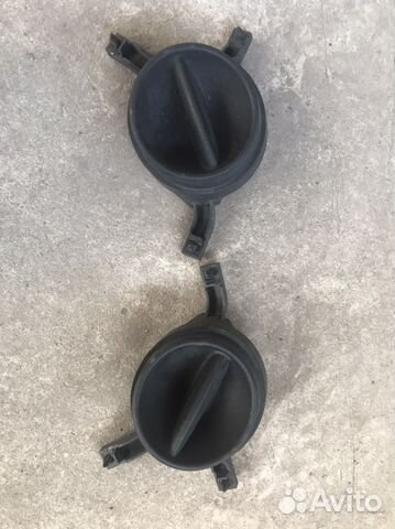 Заглушки туманок Volvo S60