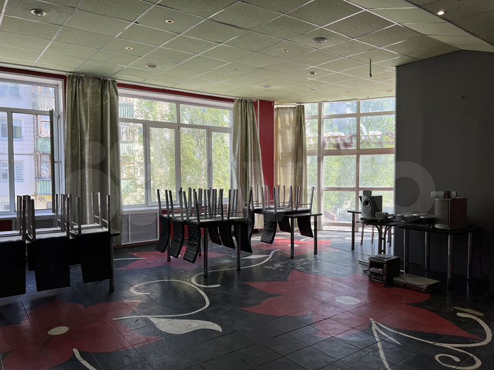 Свободного назначения, 200 м²