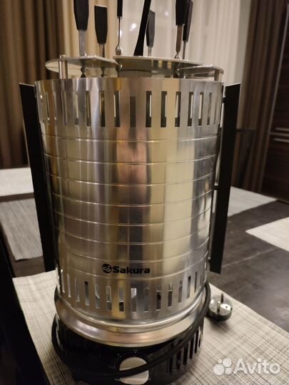 Электрошашлычница Sakura SA-7811B