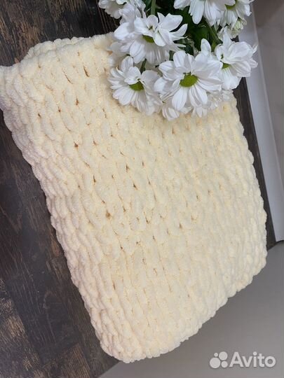 Плюшевый плед из Puffy Alize