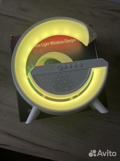 Ночник колонка с беспроводной зарядкой
