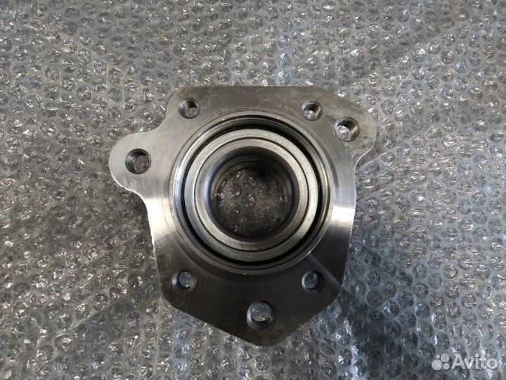 Ступица задняя правая Honda Cr-V