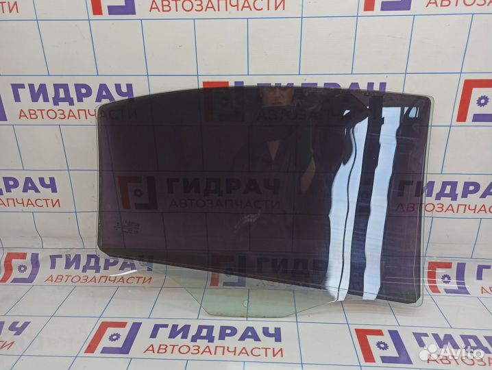Стекло двери задней левой Geely Emgrand EC7 106800