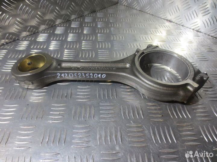 Шатун Mercedes-Benz A4600300520