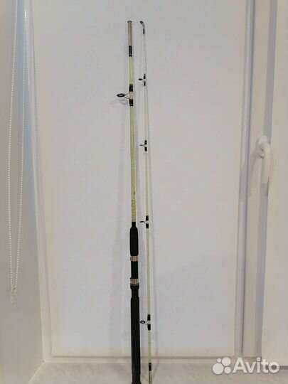 Спининг 2,1 C. W-100-150 G