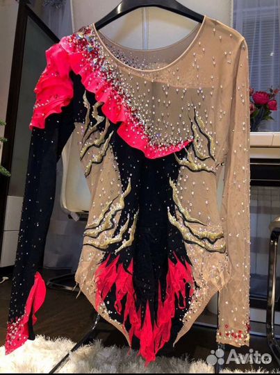 Купальник для художественной гимнастики